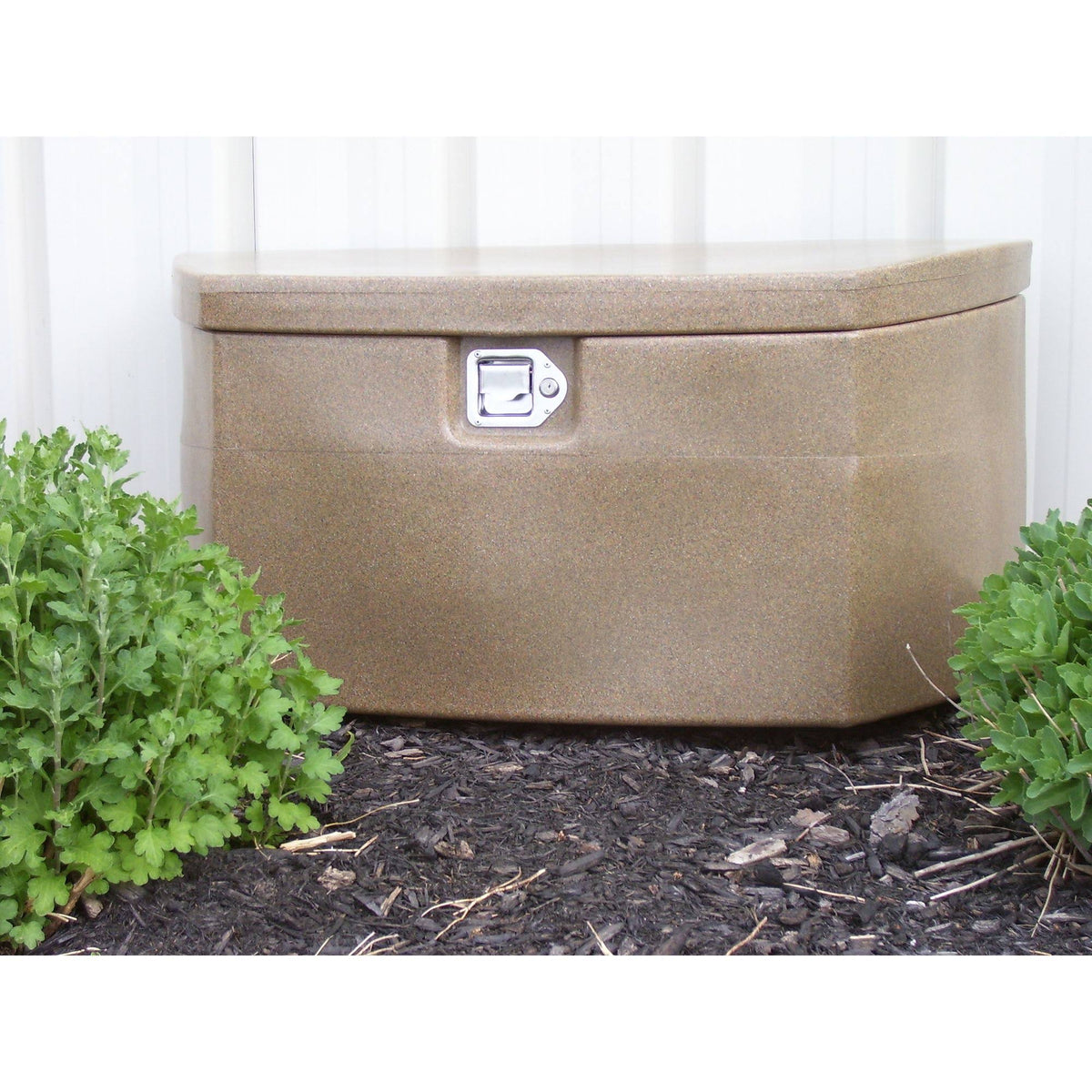 Sandstone-Look Deck Box Z889