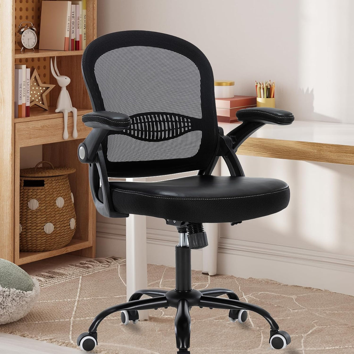 Black Ergonomic Mesh Office Chair with Flip-up Armrests Z39439