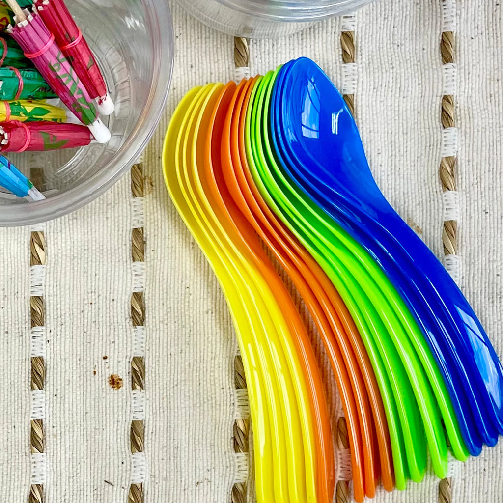 16 Pk Ice Cream Kit with 8 Oz Plastic Dishes, Spoons, Picks B692