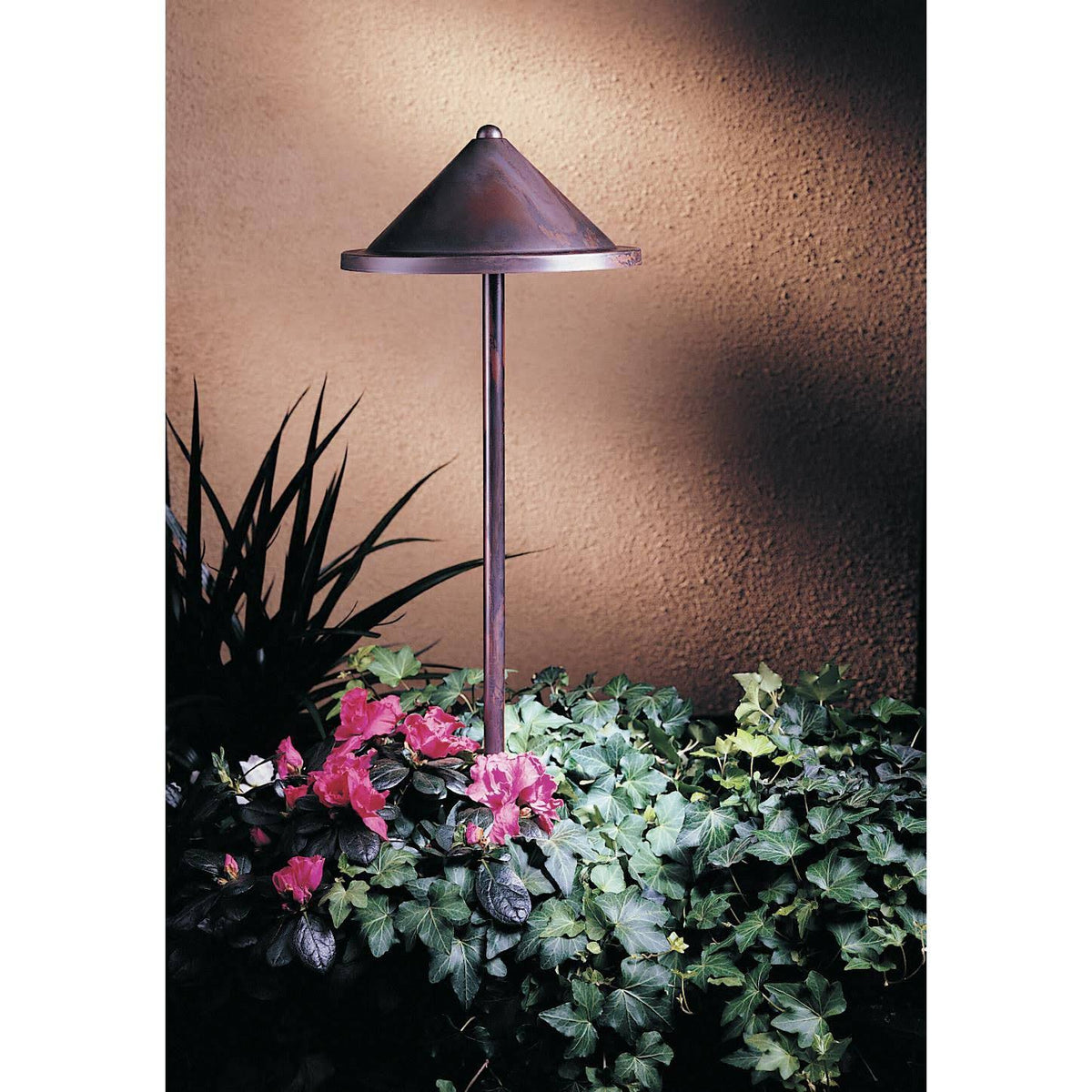 Bronze Landscape Light O6432