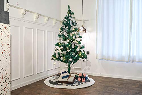 White Fur Christmas Tree Skirt with Deer and Snowflake Pattern 36 inches T798