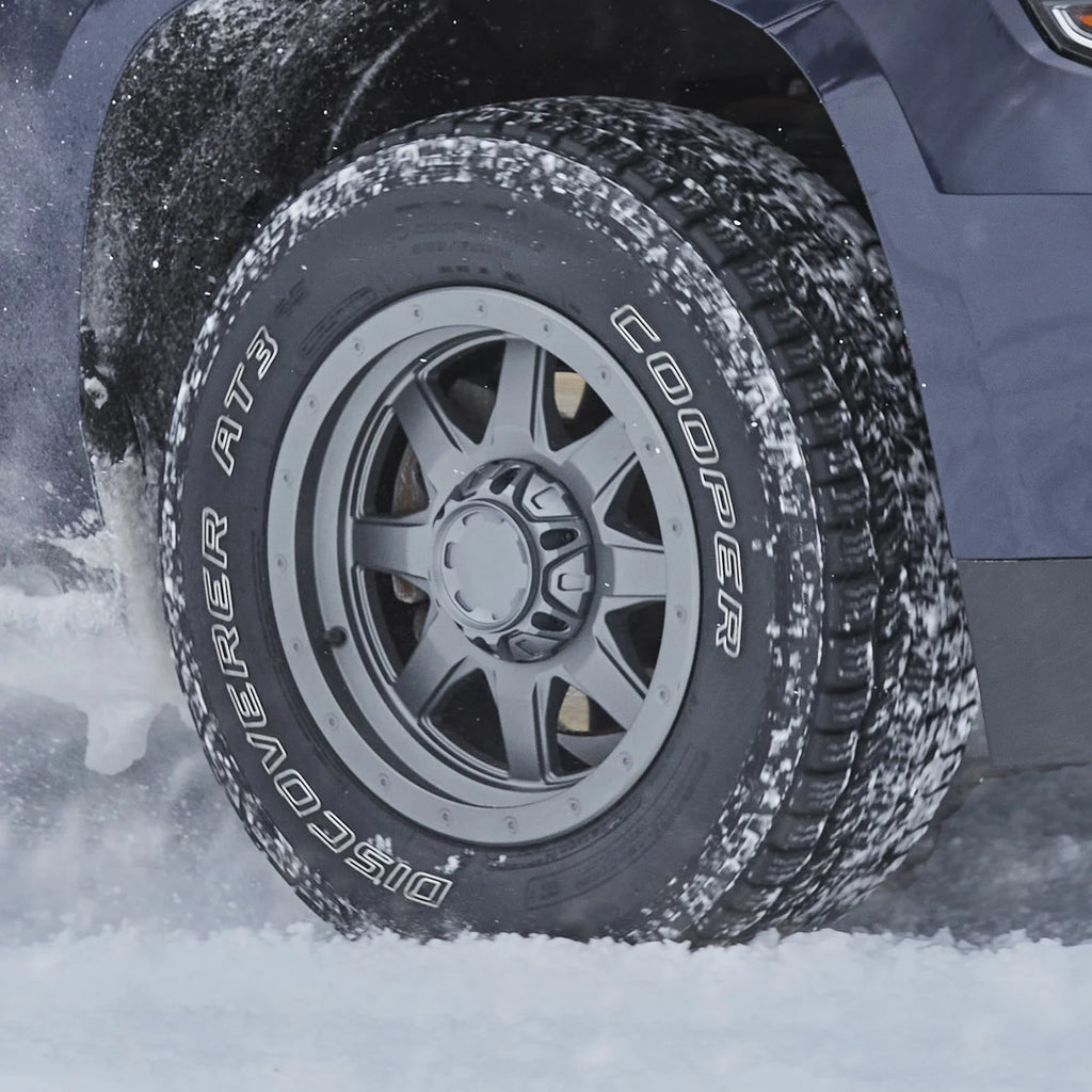 All-Season 235/75R15XL 109T Tire N5633