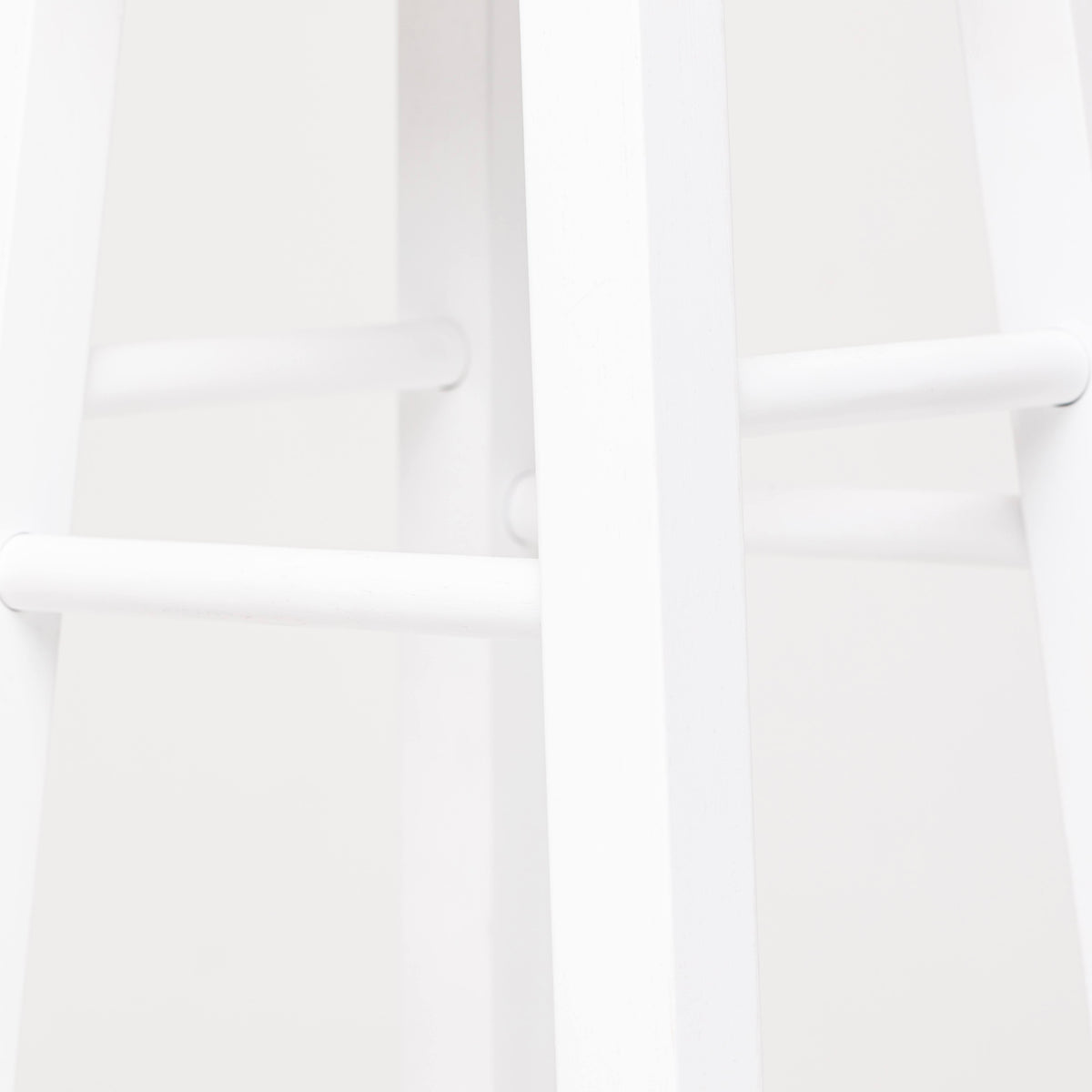Bar Stool with Round Acacia Seat A96562