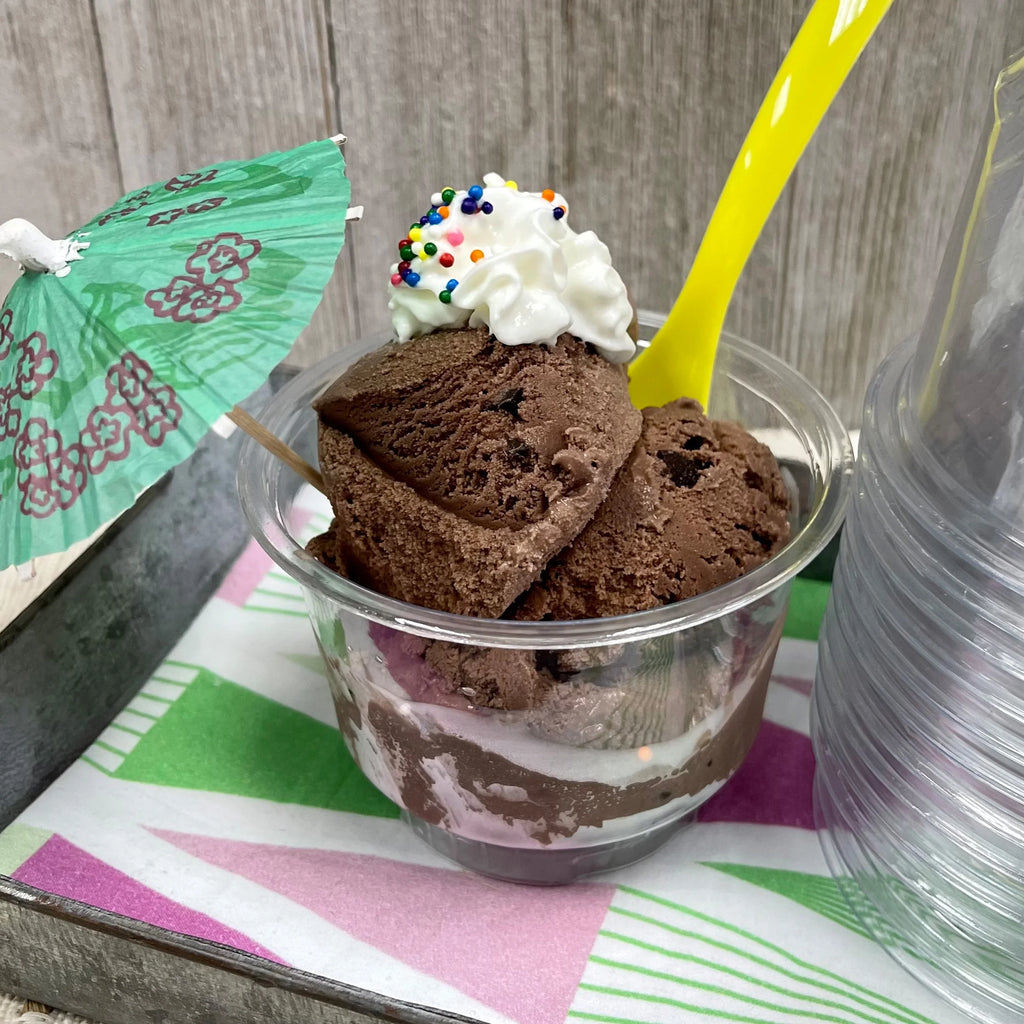 16 Pk Ice Cream Kit with 8 Oz Plastic Dishes, Spoons, Picks B692