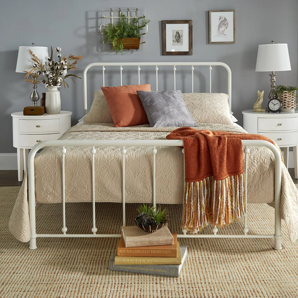 White Metal Platform Full Bed A7092