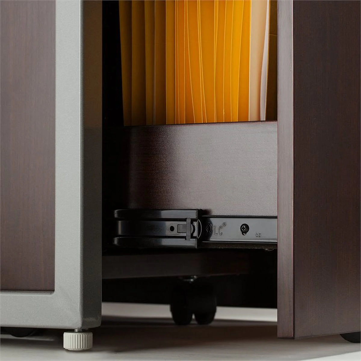 L Shaped Cubicle with Storage in Brown E69978