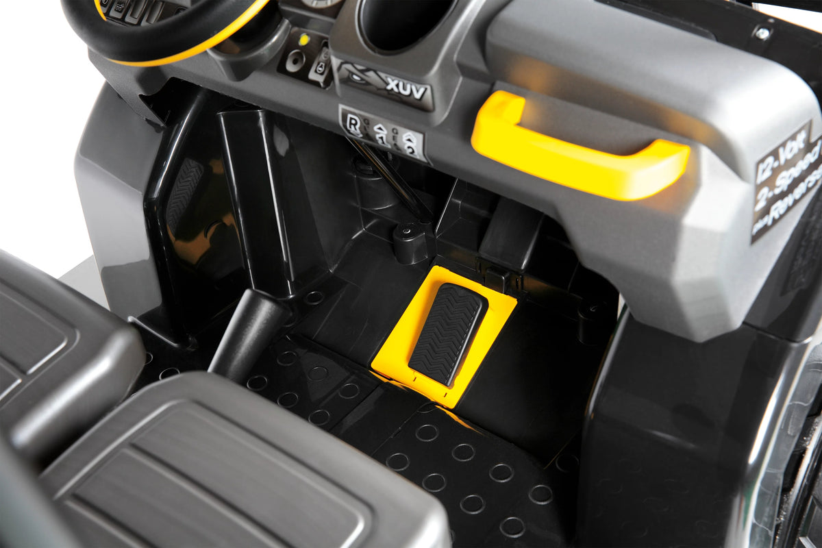 12-Volt Battery-Powered Ride-on J133