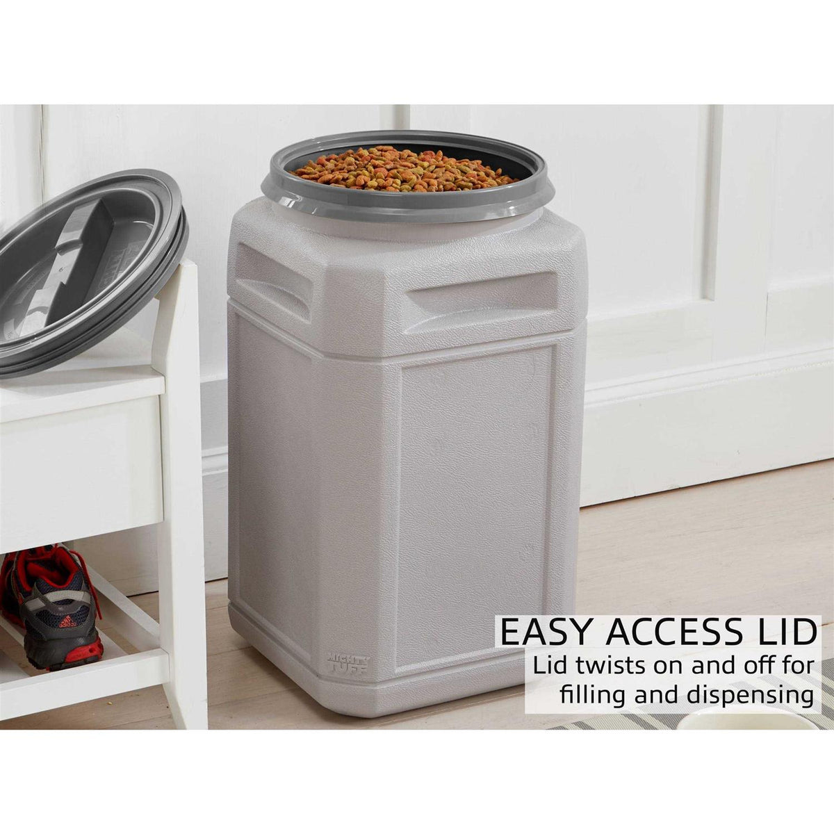 Pet Food Storage Container with Scoop X945527