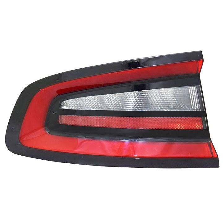 Left Tail Light P69826