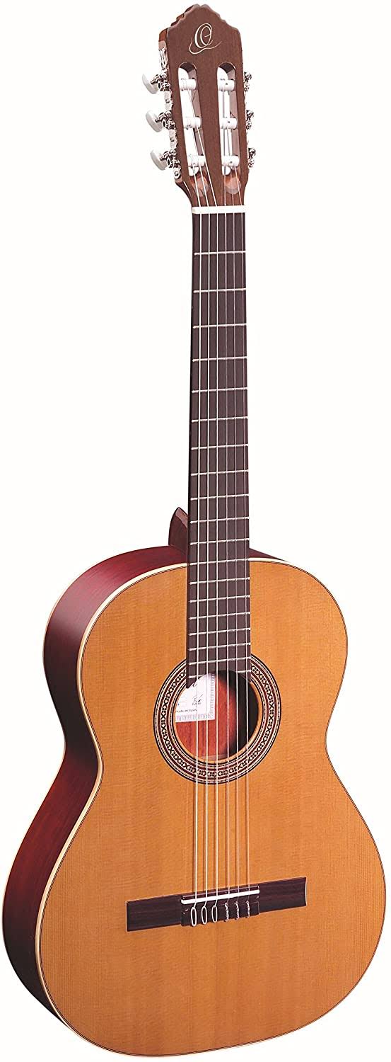 Traditional Classical Guitar with Bag U84708