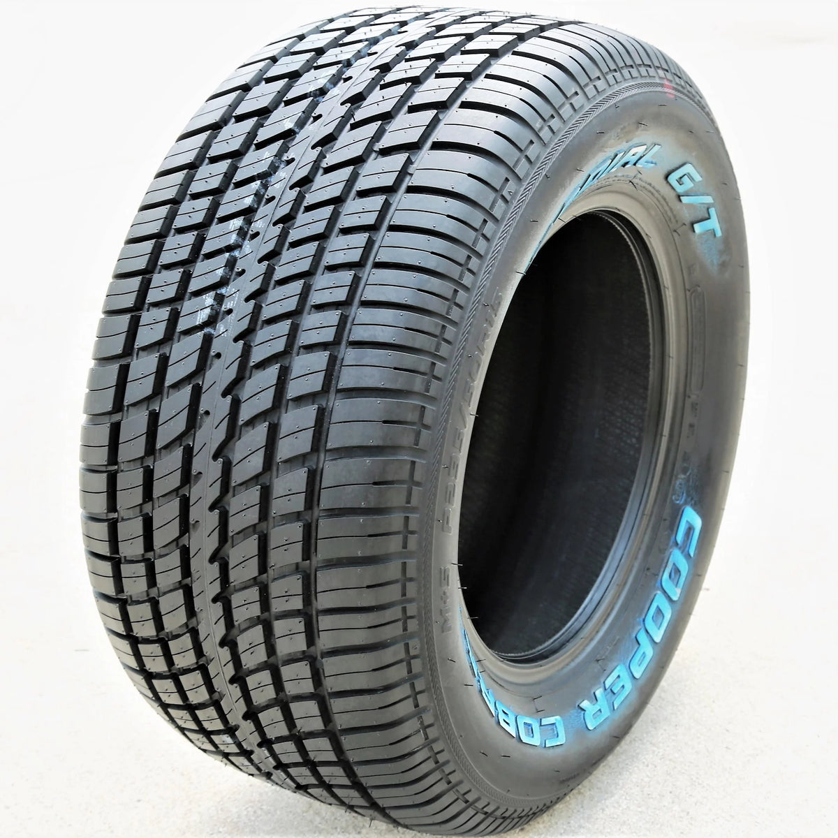 Set of 4 All Season Tires Q8209