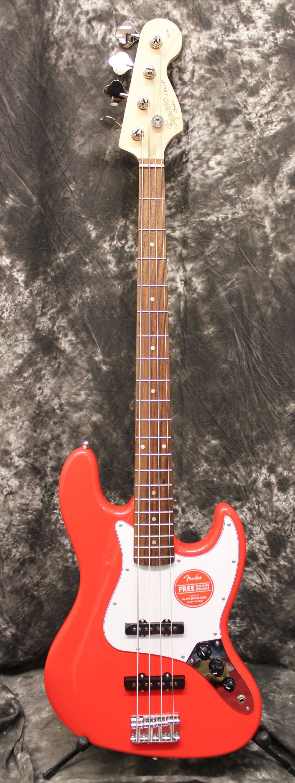 Race Red Jazz Bass Guitar O536182