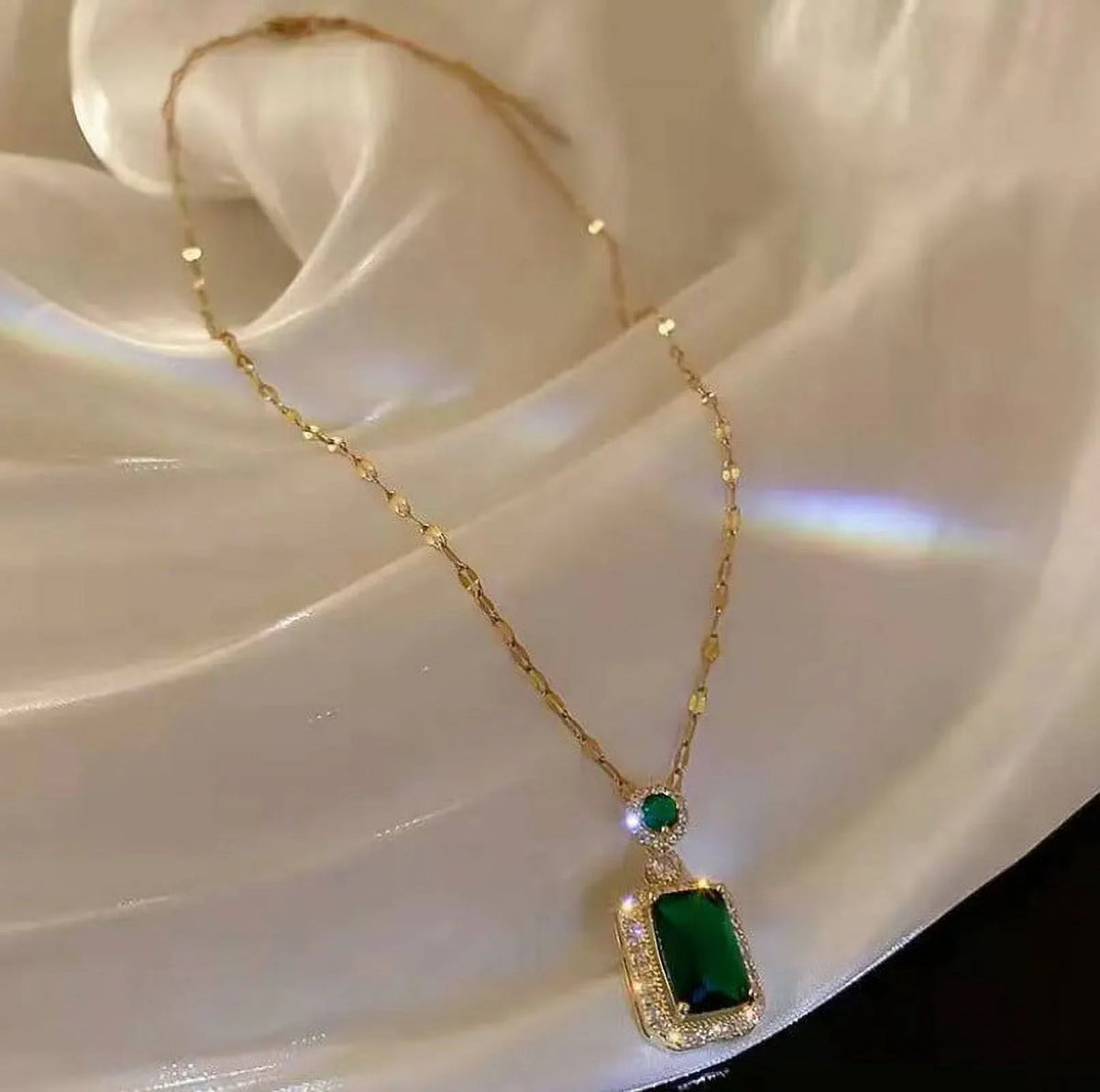 3Pcs/Set Iced Out Cubic Zirconia Green Gemstone Ring Necklace Earrings Gold Plated Jewelry Sets D23599