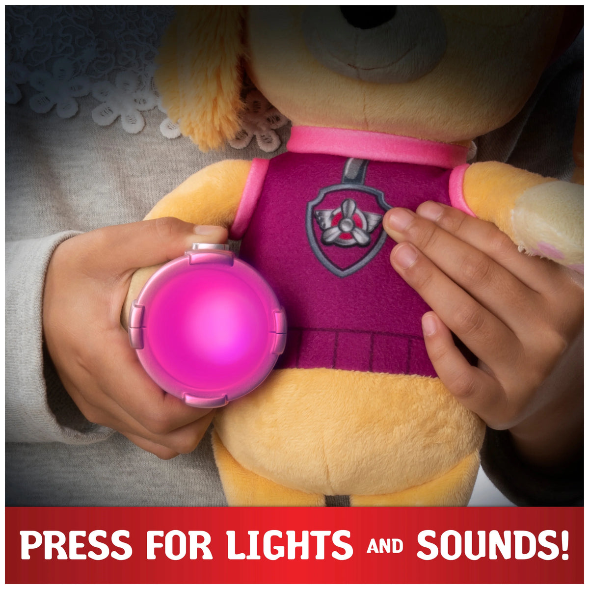 Skye Plush with Flashlight and Sounds C82719