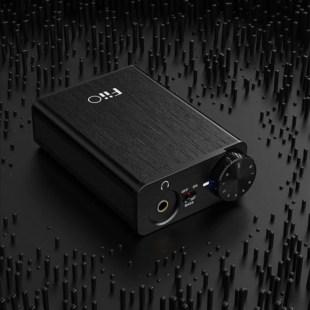 USB DAC and Headphone Amplifier with Over-Ear Stereo Headphones and 3.5mm Audio Extension Cable S579327