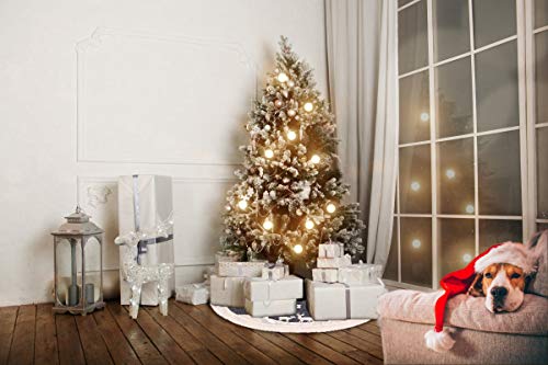 White Fur Christmas Tree Skirt with Deer and Snowflake Pattern 36 inches T798