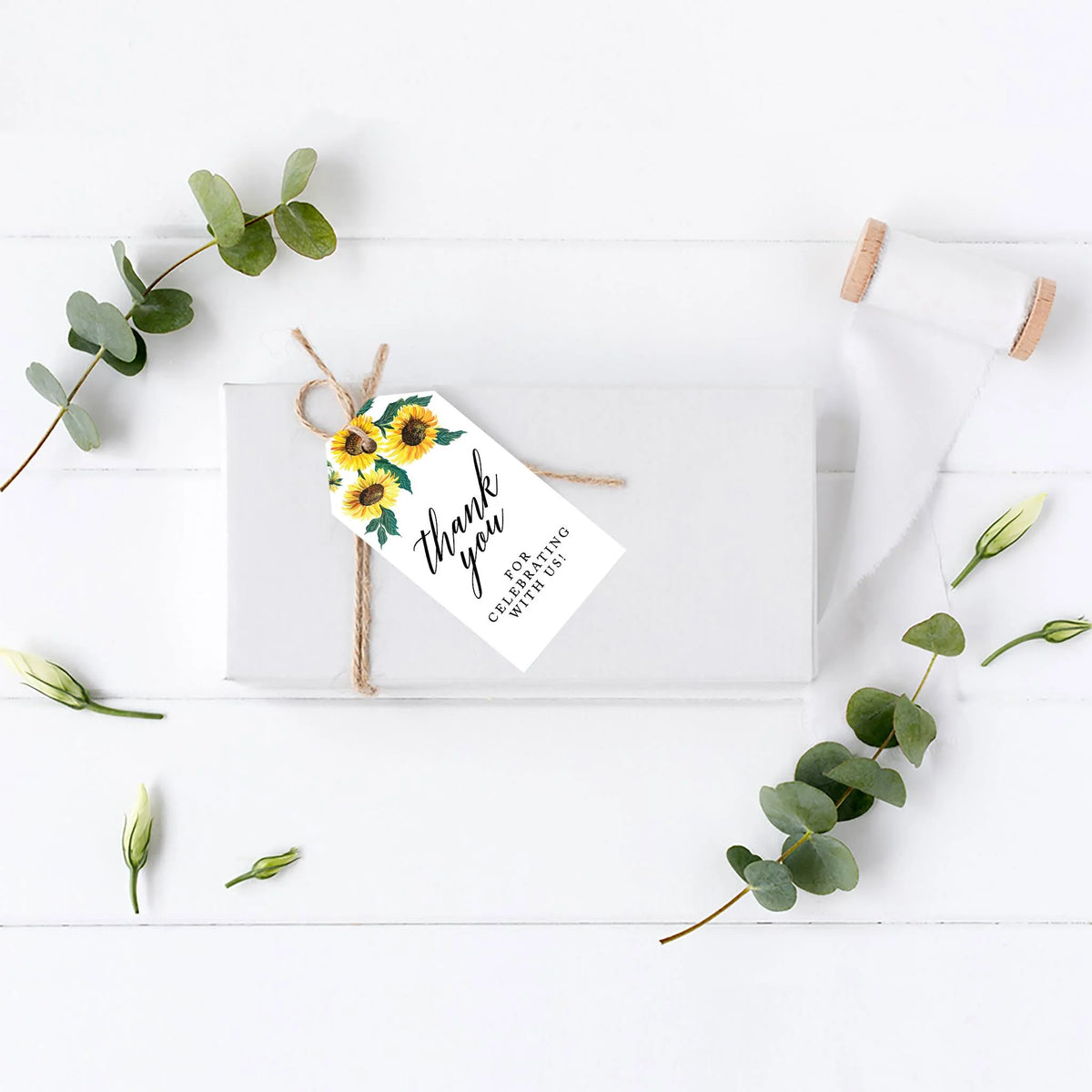 100-Pk Sunflowers Cardstock Gift Tags Q98649