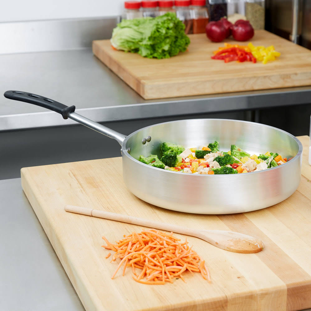 5 Quart Heavy Duty Saute Pan Y8884