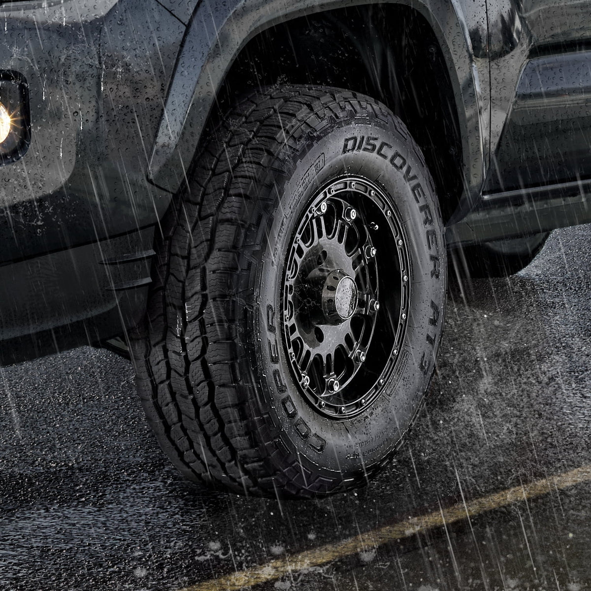 All-Season 235/75R15XL 109T Tire N5633