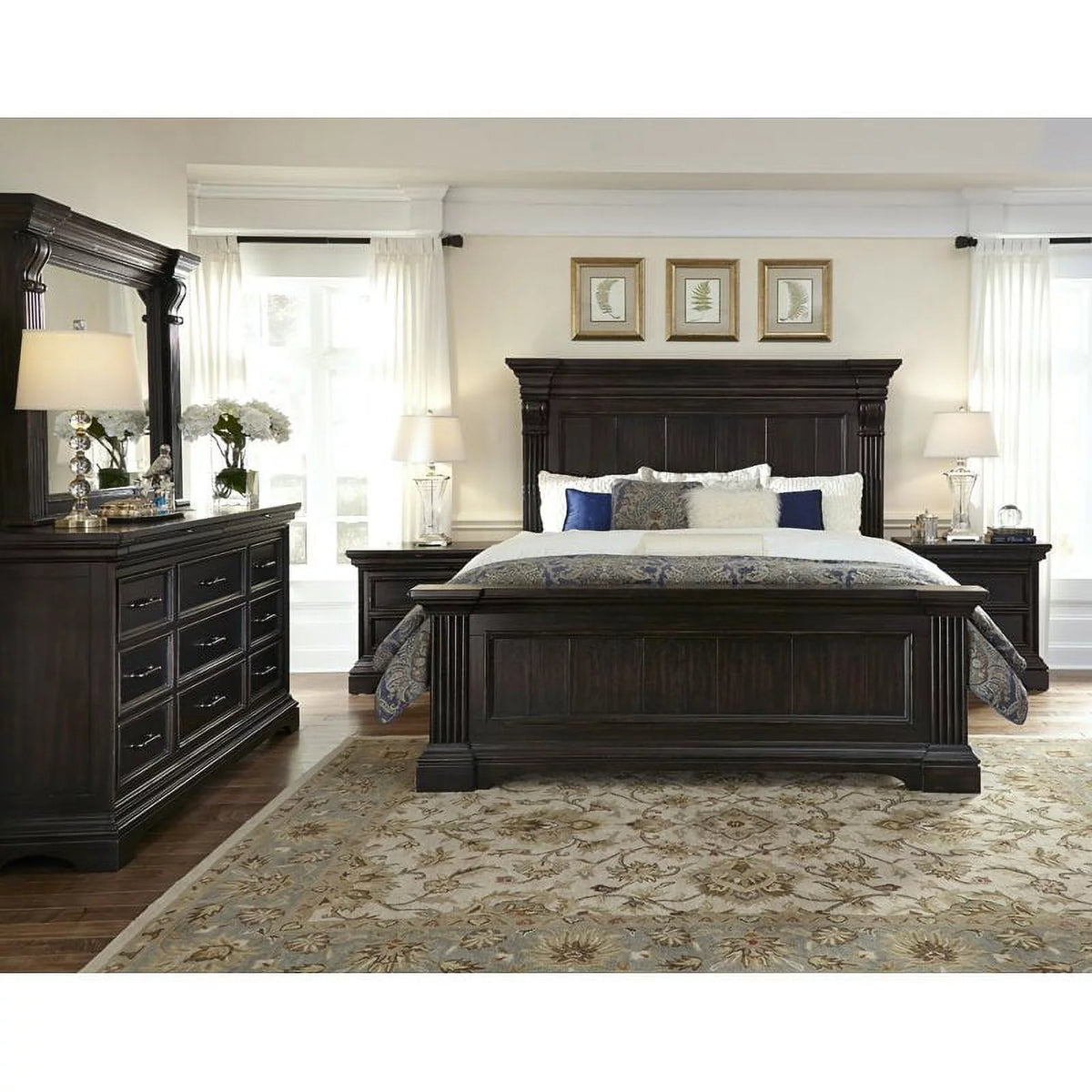 11 Drawer Wood Dresser L262572