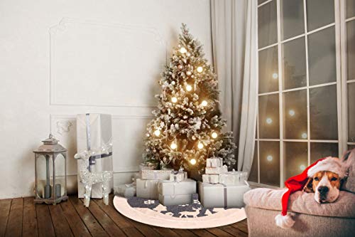 White Fur Christmas Tree Skirt with Deer and Snowflake Pattern 36 inches T798