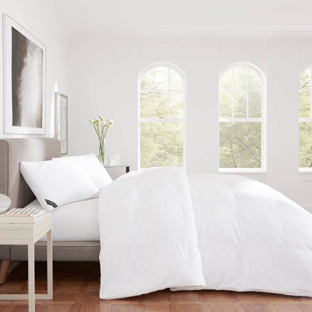 Full/Queen White Down Alternative Comforter F239240